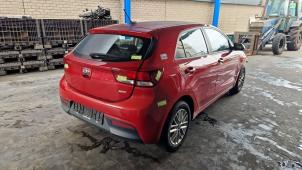 Kia Rio IV 1.0i T-GDi 100 12V Sloopvoertuig (2018, Rood)