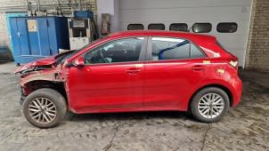 Kia Rio IV 1.0i T-GDi 100 12V Sloopvoertuig (2018, Rood)