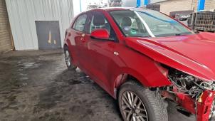 Kia Rio IV 1.0i T-GDi 100 12V Sloopvoertuig (2018, Rood)