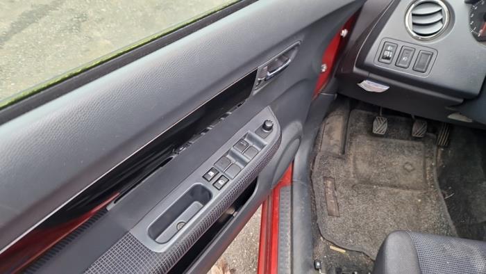 Suzuki Swift 1.3 VVT 16V Sloopvoertuig (2007, Oranje)