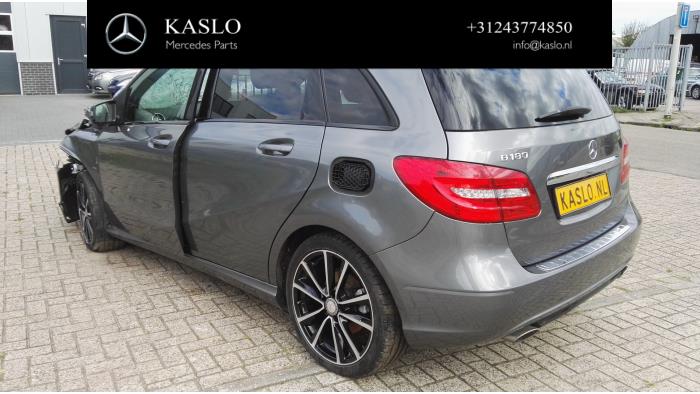 Mercedes B 1.6 B-180 BlueEFFICIENCY Turbo 16V Sloopvoertuig (2014, Antraciet)