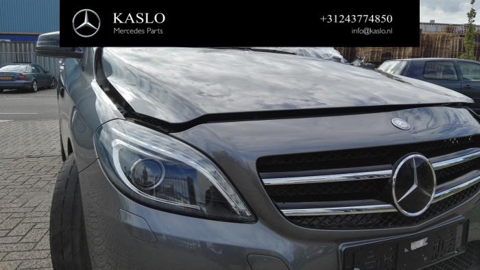 Mercedes B 1.6 B-180 BlueEFFICIENCY Turbo 16V Sloopvoertuig (2014, Antraciet)