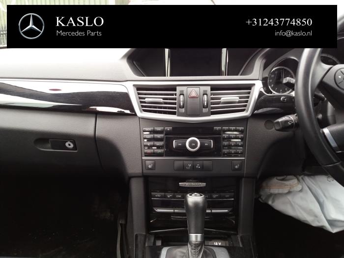 Mercedes E Estate E-250 CDI 16V BlueEfficiency,BlueTEC Sloopvoertuig (2010, Metallic, Zilvergrijs)