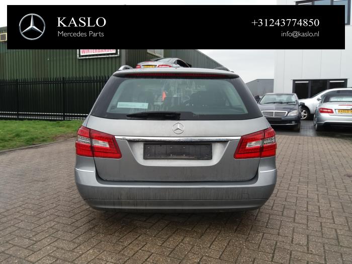 Mercedes E Estate E-250 CDI 16V BlueEfficiency,BlueTEC Sloopvoertuig (2010, Metallic, Zilvergrijs)