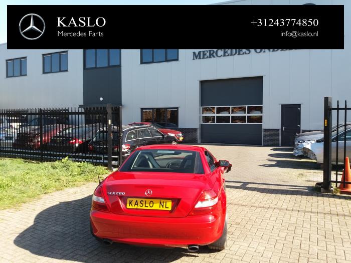 Mercedes SLK 1.8 200 K 16V Sloopvoertuig (2006, Metallic, Rood)