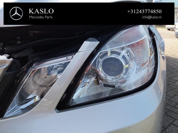 Mercedes E Estate E-250 CGI 16V BlueEfficiency Sloopvoertuig (2010, Metallic, Zilver)