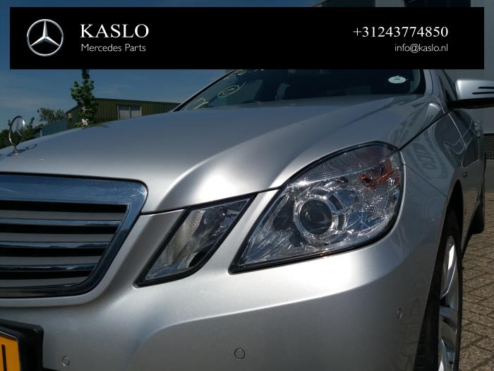Mercedes E E-220 CDI 16V BlueEfficiency Sloopvoertuig (2010, Metallic, Zilver)