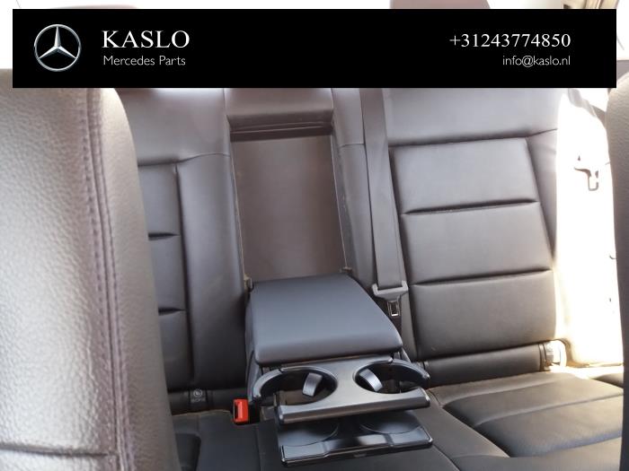 Mercedes E E-220 CDI 16V BlueEfficiency Sloopvoertuig (2010, Metallic, Zilver)