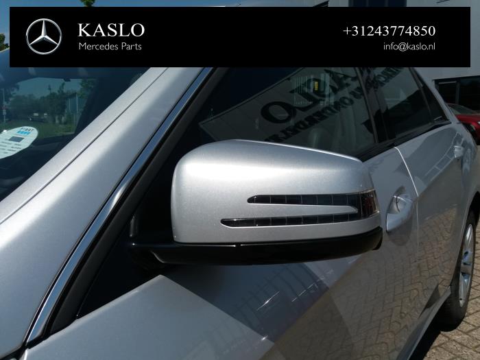 Mercedes E E-220 CDI 16V BlueEfficiency Sloopvoertuig (2010, Metallic, Zilver)