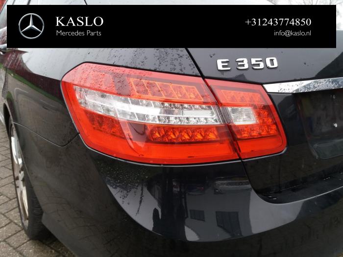 Mercedes E E-350 CDI V6 24V BlueEfficiency Sloopvoertuig (2010, Metallic, Zwart)