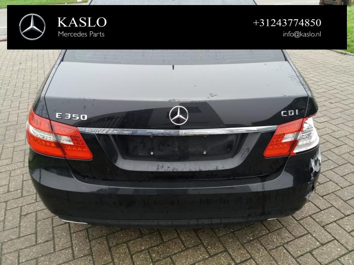 Mercedes E E-350 CDI V6 24V BlueEfficiency Sloopvoertuig (2010, Metallic, Zwart)