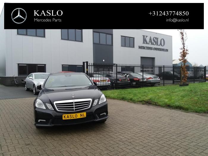 Mercedes E E-350 CDI V6 24V BlueEfficiency Sloopvoertuig (2010, Metallic, Zwart)