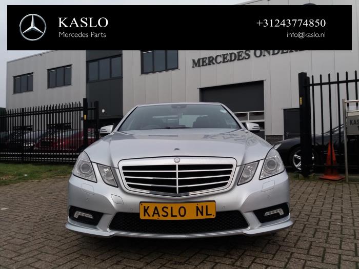 Mercedes E E-250 CDI 16V BlueEfficiency Sloopvoertuig (2010, Metallic, Zilver)