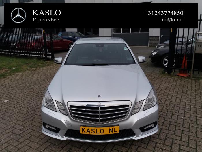 Mercedes E E-250 CDI 16V BlueEfficiency Sloopvoertuig (2010, Metallic, Zilver)