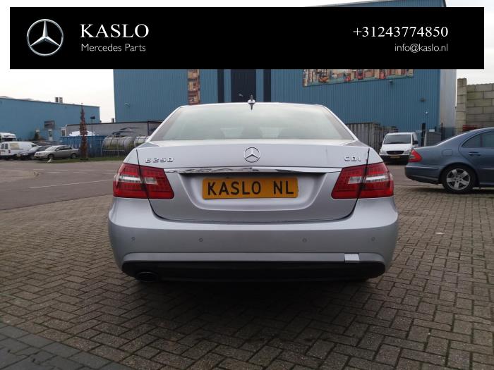 Mercedes E E-250 CDI 16V BlueEfficiency Sloopvoertuig (2010, Metallic, Zilver)