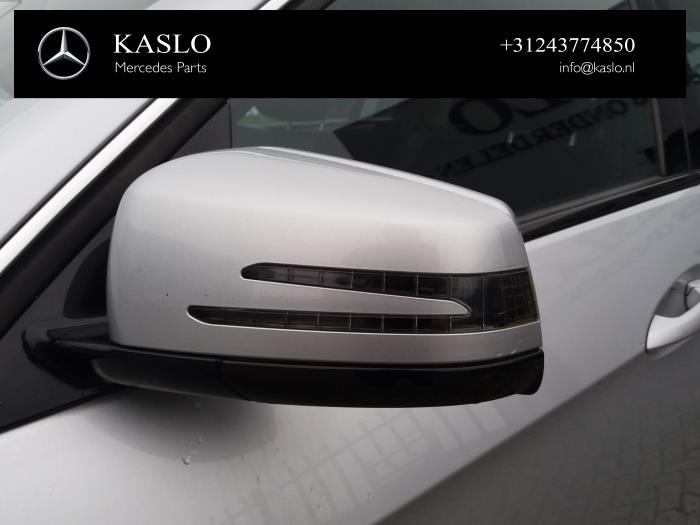 Mercedes E E-220 CDI 16V BlueEfficiency Sloopvoertuig (2010, Metallic, Zilver)