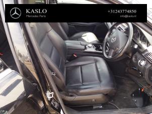 Mercedes E Estate E-350 CDI V6 24V BlueEfficiency Sloopvoertuig (2010, Metallic, Zwart)