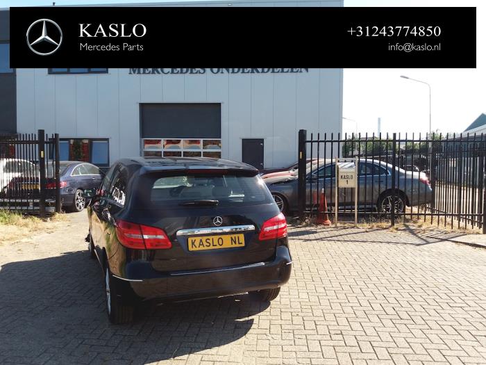 Mercedes B 1.8 B-180 CDI BlueEFFICIENCY 16V Sloopvoertuig (2013, Metallic, Zwart)