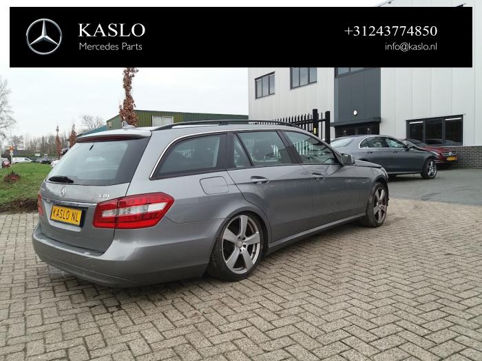 Mercedes E Estate E-220 CDI 16V BlueEfficiency Sloopvoertuig (2011, Metallic, Zilver)