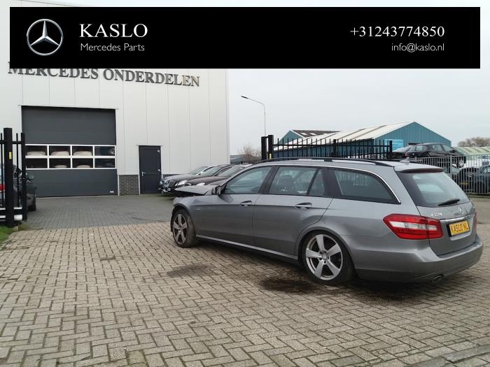 Mercedes E Estate E-220 CDI 16V BlueEfficiency Sloopvoertuig (2011, Metallic, Zilver)