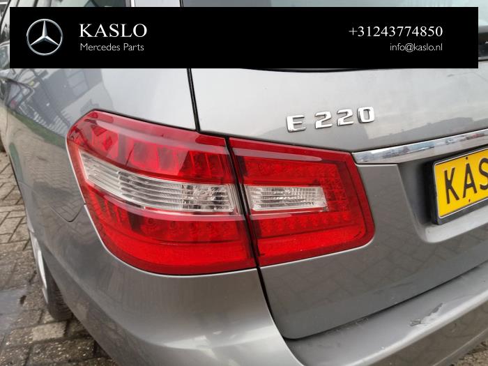 Mercedes E Estate E-220 CDI 16V BlueEfficiency Sloopvoertuig (2011, Metallic, Zilver)