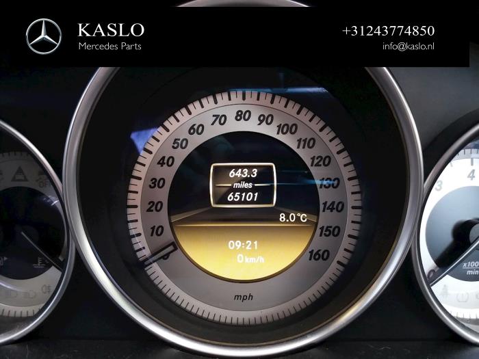 Mercedes C 1.8 C-180 CGI 16V BlueEfficiency Sloopvoertuig (2011, Metallic, Zwart)