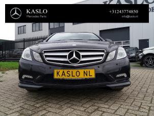 Mercedes E E-220 CDI 16V BlueEfficiency Sloopvoertuig (2011, Metallic, Zwart)