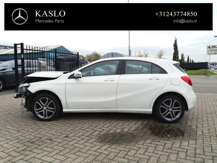 Mercedes A 1.5 A-180 CDI, A-180d 16V Sloopvoertuig (2013, Metallic, Wit)