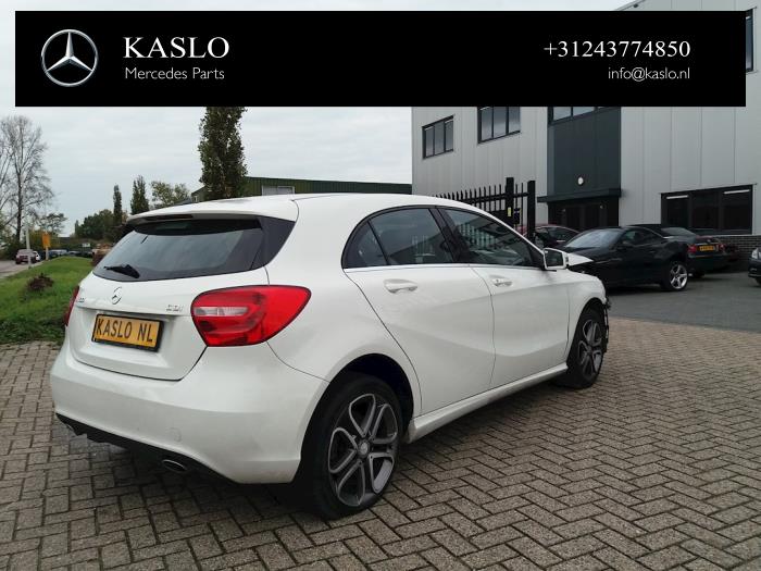 Mercedes A 1.5 A-180 CDI, A-180d 16V Sloopvoertuig (2013, Metallic, Wit)
