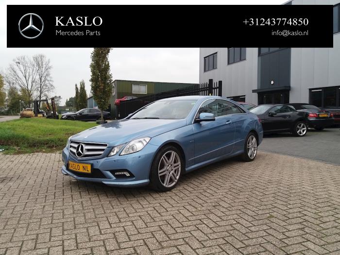 Mercedes E E-350 CDI V6 24V Sloopvoertuig (2010, Metallic, Blauw)