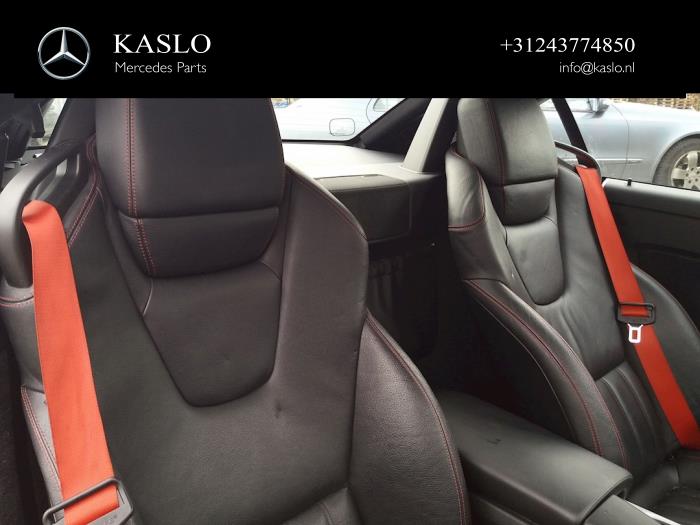 Mercedes SLK 2.1 250 CDI 16V BlueEFFICIENCY Sloopvoertuig (2012, Metallic, Wit)