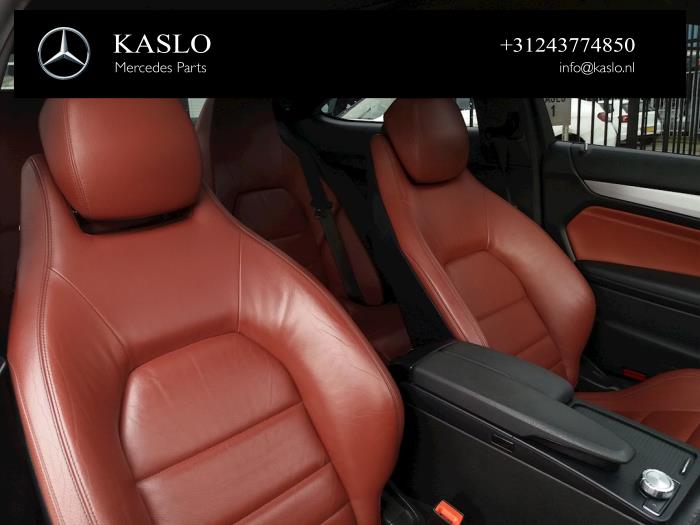 Mercedes C 3.5 C-350 CGI V6 24V BlueEfficiency Sloopvoertuig (2012, Metallic, Wit)