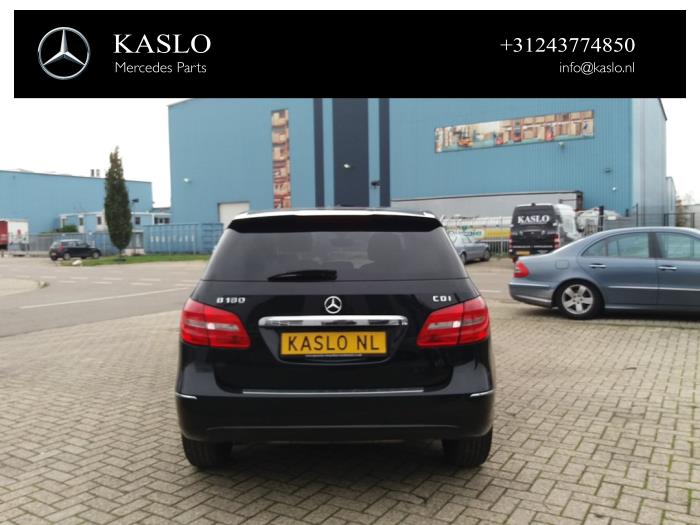 Mercedes B 1.8 B-180 CDI BlueEFFICIENCY 16V Sloopvoertuig (2012, Metallic, Zwart)