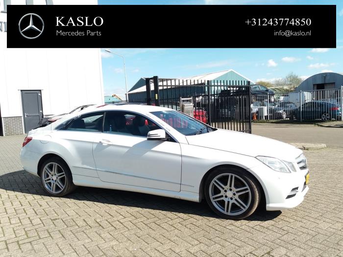 Mercedes E E-220 CDI 16V BlueEfficiency Sloopvoertuig (2012, Wit)