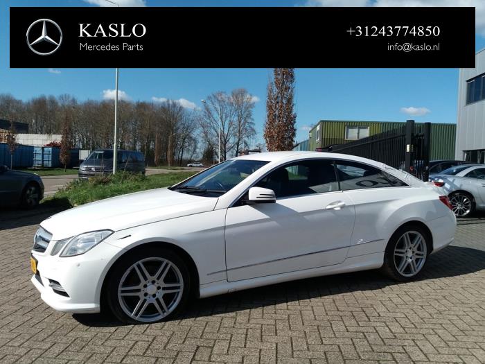 Mercedes E E-220 CDI 16V BlueEfficiency Sloopvoertuig (2012, Wit)
