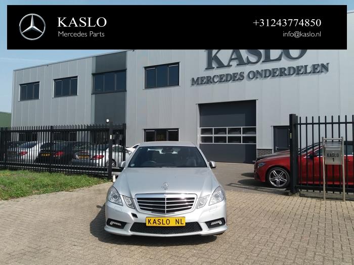 Mercedes E E-350 CDI V6 24V BlueEfficiency Sloopvoertuig (2009, Metallic, Zilvergrijs)