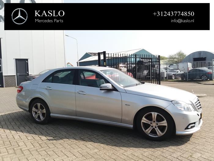 Mercedes E E-350 CDI V6 24V BlueEfficiency Sloopvoertuig (2009, Metallic, Zilvergrijs)