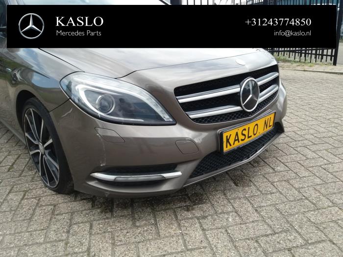 Mercedes B 1.8 B-180 CDI BlueEFFICIENCY 16V Sloopvoertuig (2012, Metallic, Grijs)