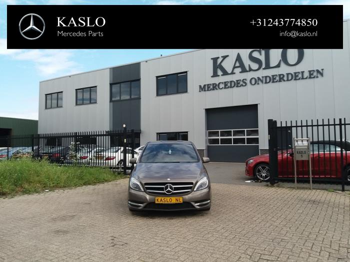 Mercedes B 1.8 B-180 CDI BlueEFFICIENCY 16V Sloopvoertuig (2012, Metallic, Grijs)