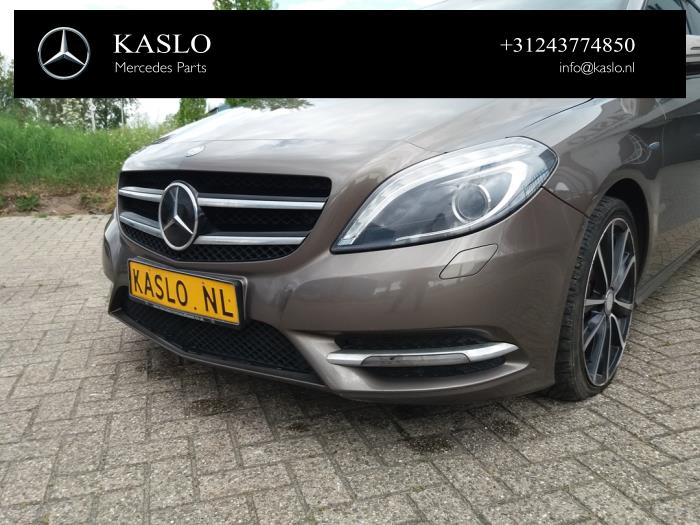 Mercedes B 1.8 B-180 CDI BlueEFFICIENCY 16V Sloopvoertuig (2012, Metallic, Grijs)