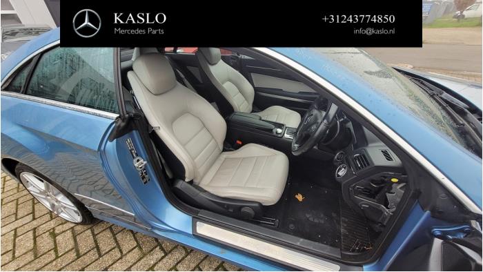 Mercedes E E-350 CDI V6 24V Sloopvoertuig (2010, Metallic, Blauw)