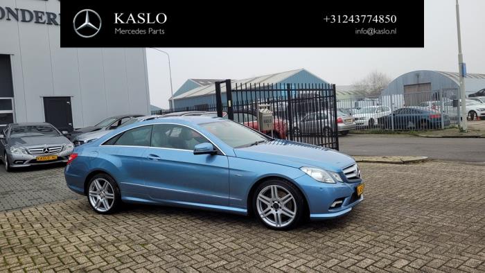 Mercedes E E-350 CDI V6 24V Sloopvoertuig (2010, Metallic, Blauw)