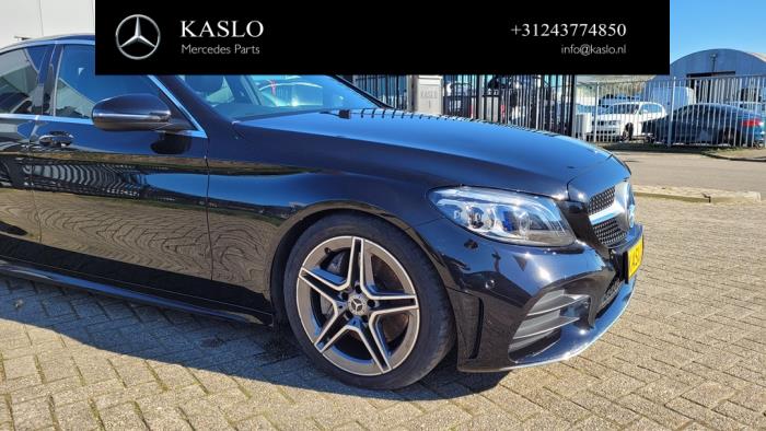 Mercedes C C-300d 2.0 Turbo 16V Sloopvoertuig (2020, Metallic, Zwart)