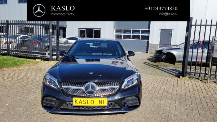 Mercedes C C-300d 2.0 Turbo 16V Sloopvoertuig (2020, Metallic, Zwart)