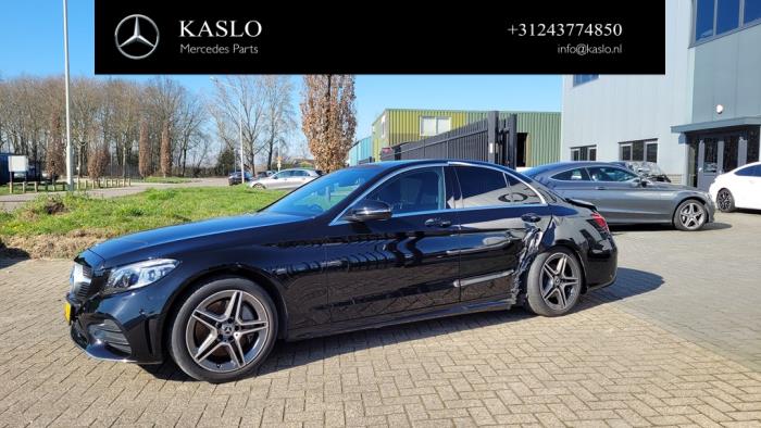 Mercedes C C-300d 2.0 Turbo 16V Sloopvoertuig (2020, Metallic, Zwart)