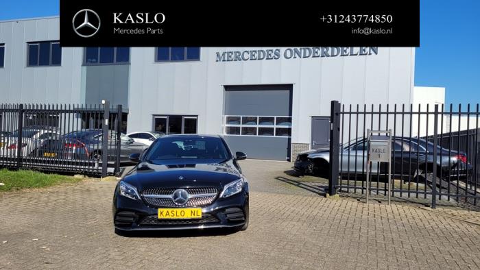 Mercedes C C-300d 2.0 Turbo 16V Sloopvoertuig (2020, Metallic, Zwart)