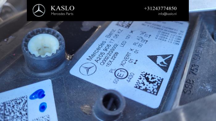 Mercedes C C-300d 2.0 Turbo 16V Sloopvoertuig (2020, Metallic, Zwart)