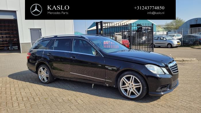 Mercedes E Estate E-350 CDI V6 24V BlueEfficiency Sloopvoertuig (2010, Metallic, Zwart)