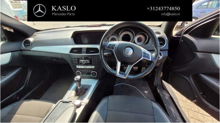 Mercedes C 2.2 C-220 CDI 16V BlueEfficiency Sloopvoertuig (2012, Zwart)