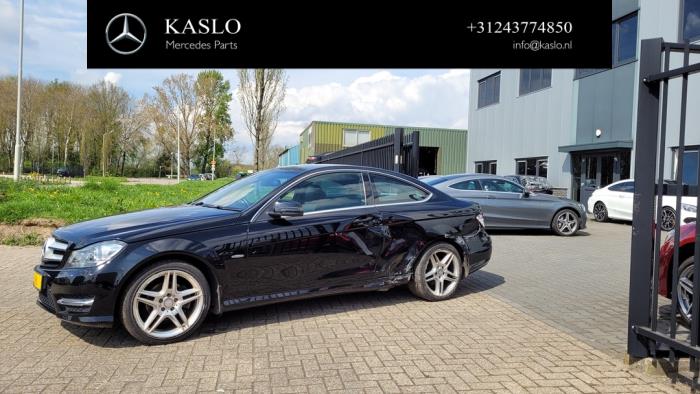 Mercedes C 2.2 C-220 CDI 16V BlueEfficiency Sloopvoertuig (2012, Zwart)